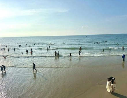 Vài bước chân ra biển